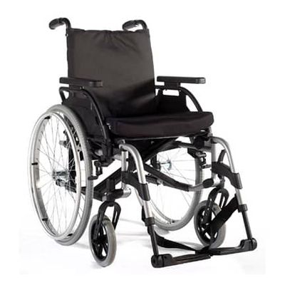 BREEZY folding wheelchair